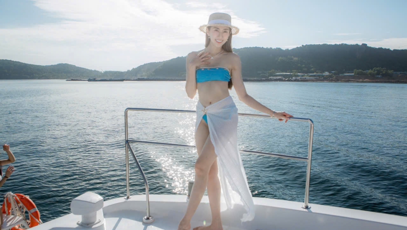 TRẢI NGHIỆM DU THUYỀN CỰC SANG TẠI PHÚ QUỐC